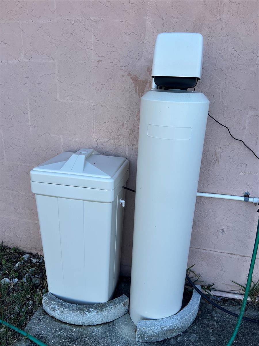 PORT CHARLOTTE - Residential