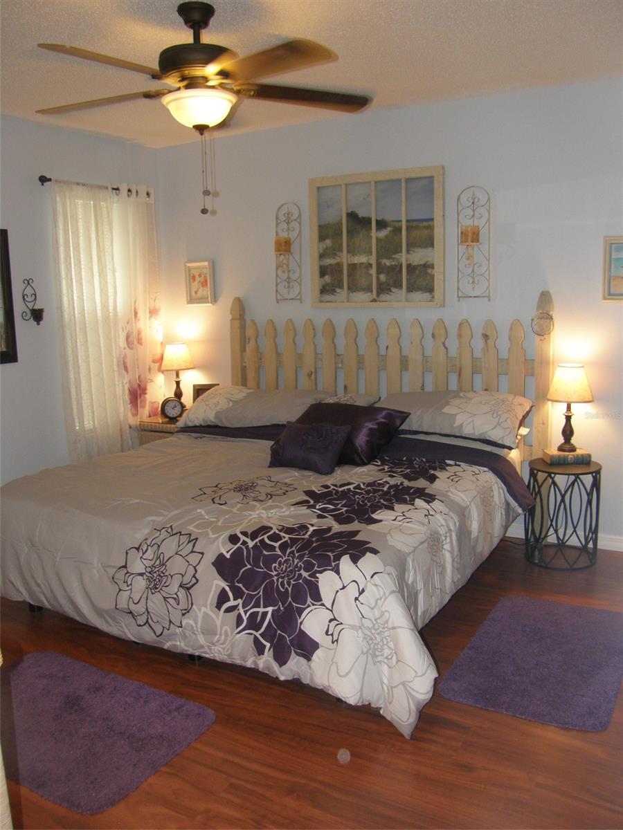 Florida Shores 01 - Residential