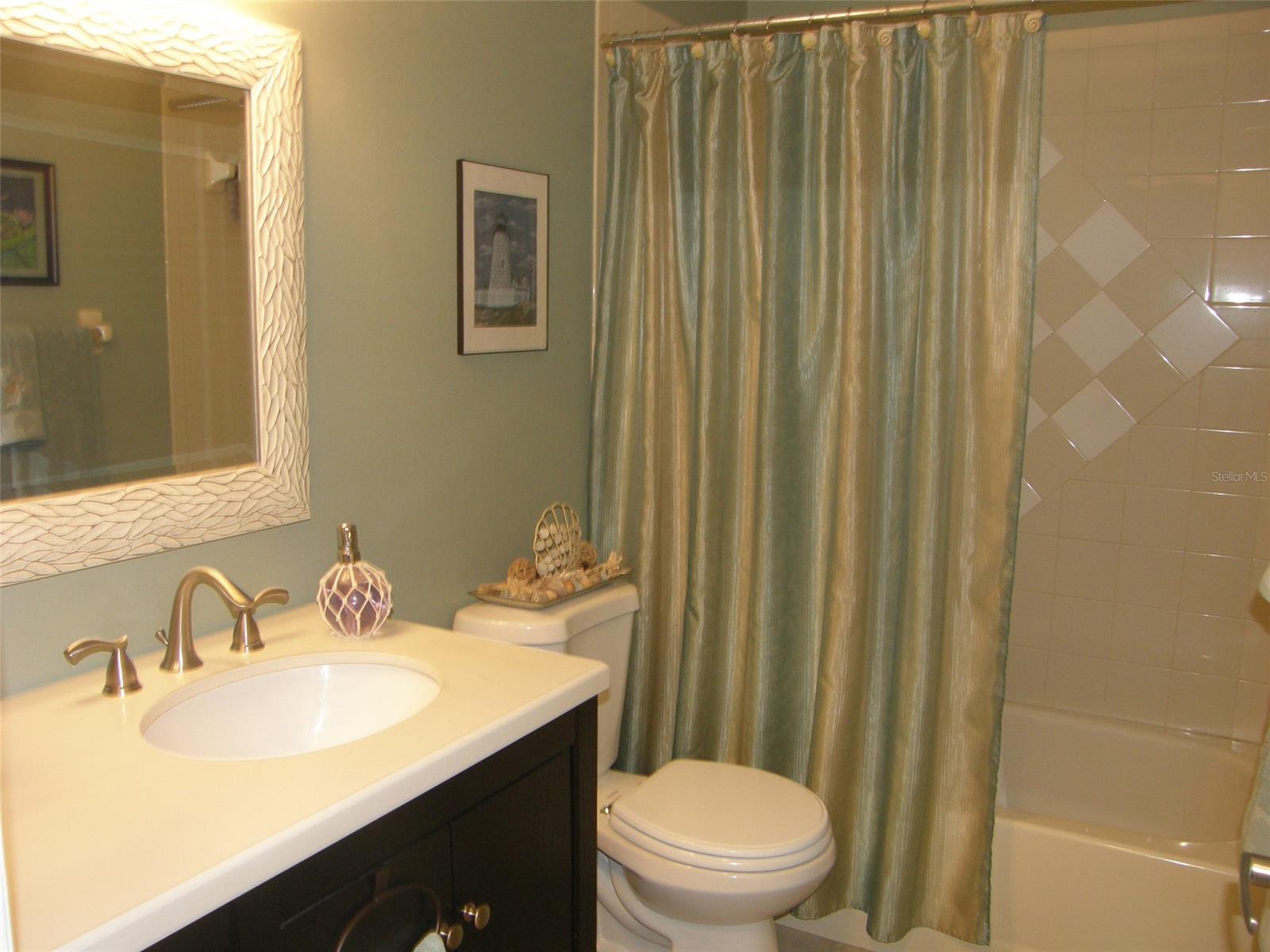 Florida Shores 01 - Residential