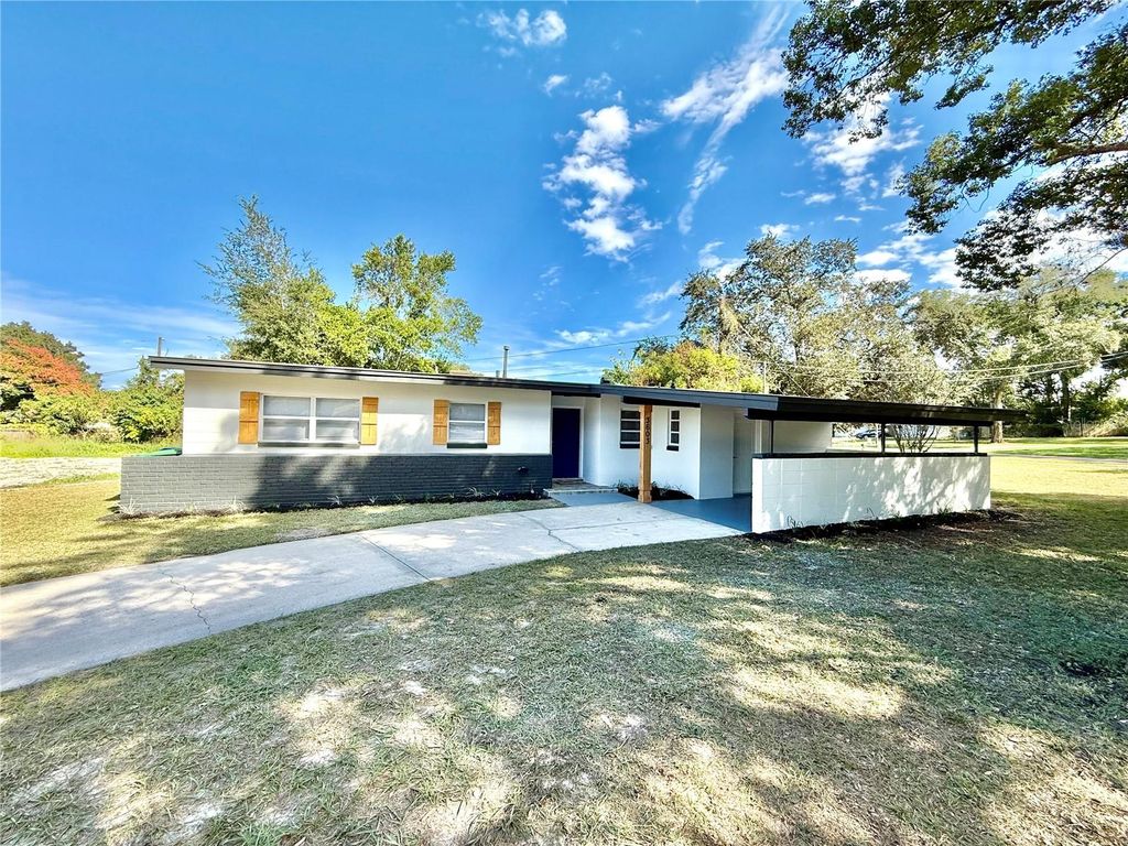 Photo of 3603 Westwood Road, Orlando, FL 32808 (MLS # O6357265)