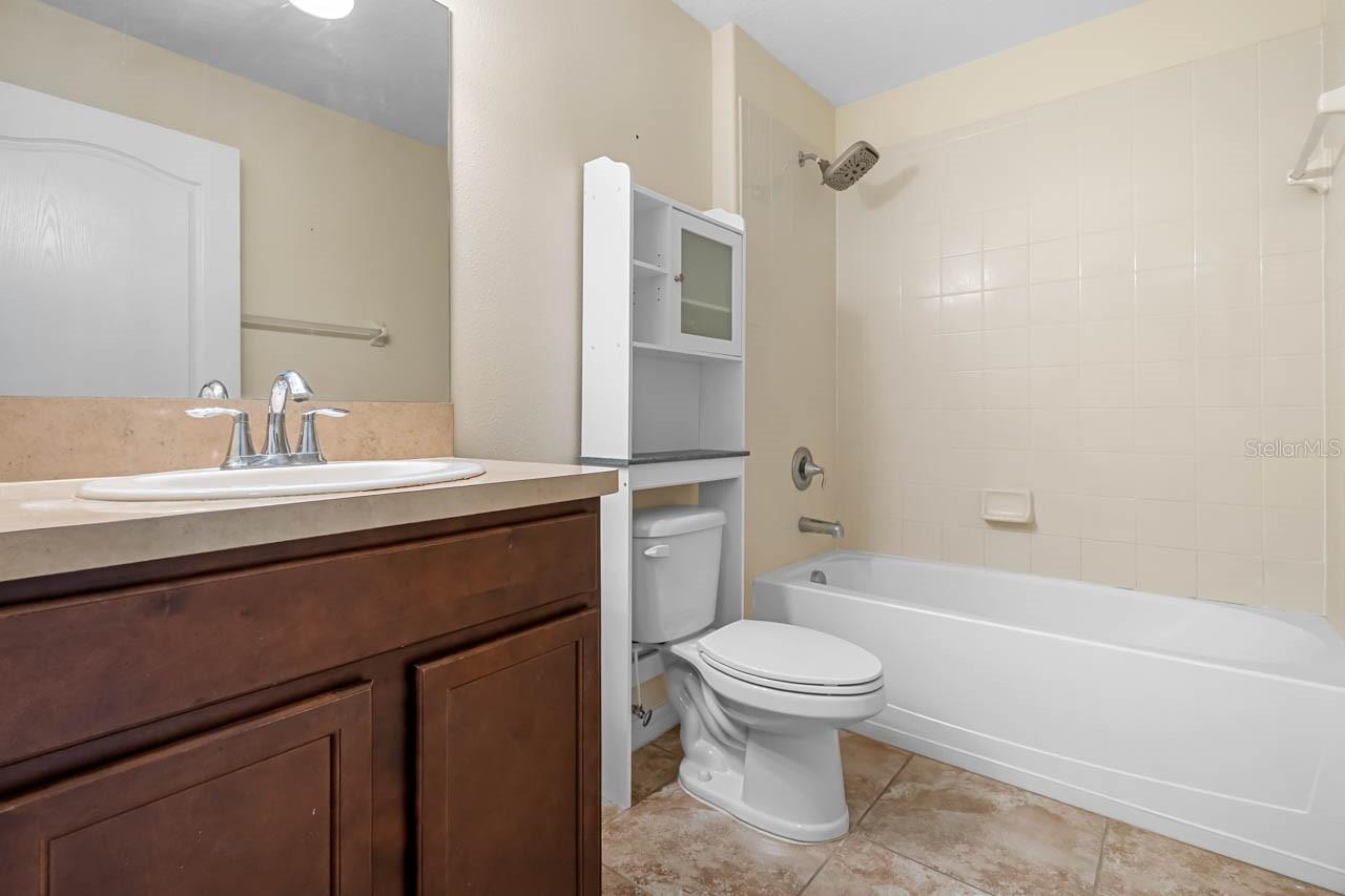 HAWKS POINT PH 1C-2 & 1D-1 - Residential Lease