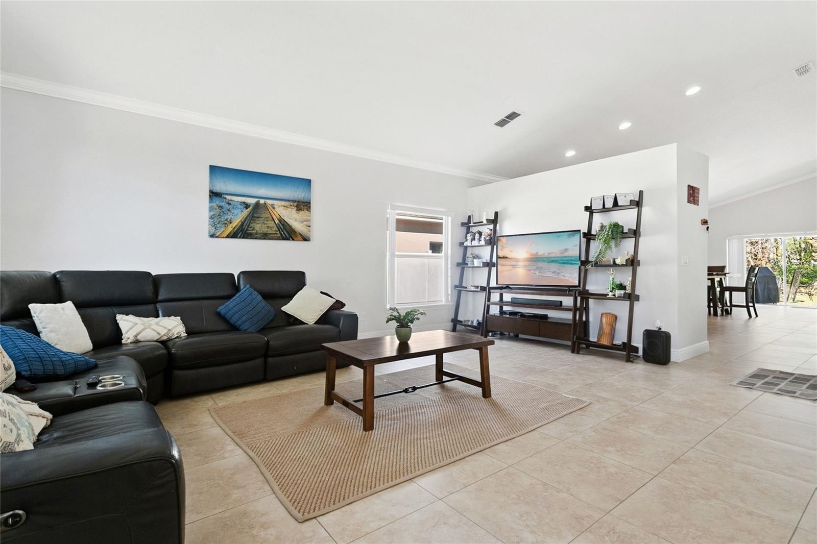 LAKE KEHOE PRESERVE 45/87 - Residential