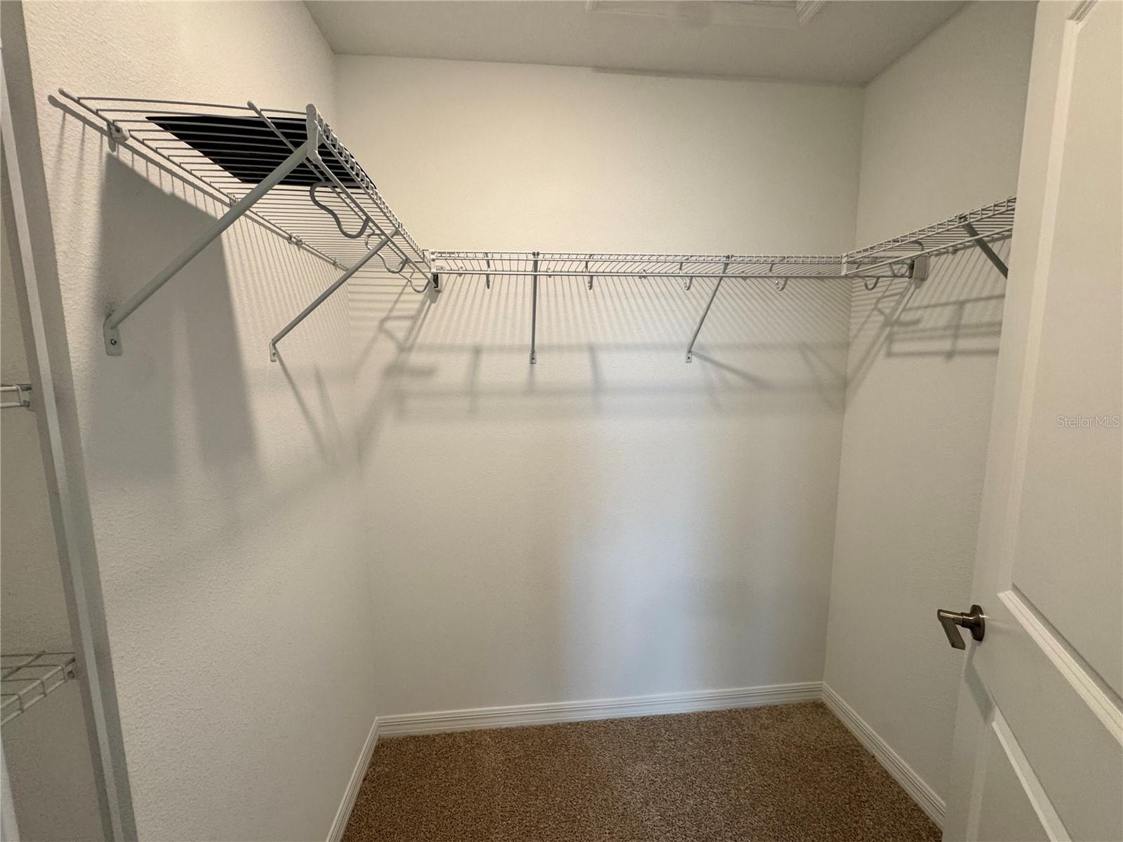 ARTISAN LAKES EDGESTONE NORTH PH I & II - Residential Lease