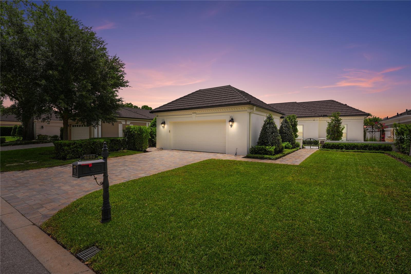 8969 CHARLESTON PARK 23