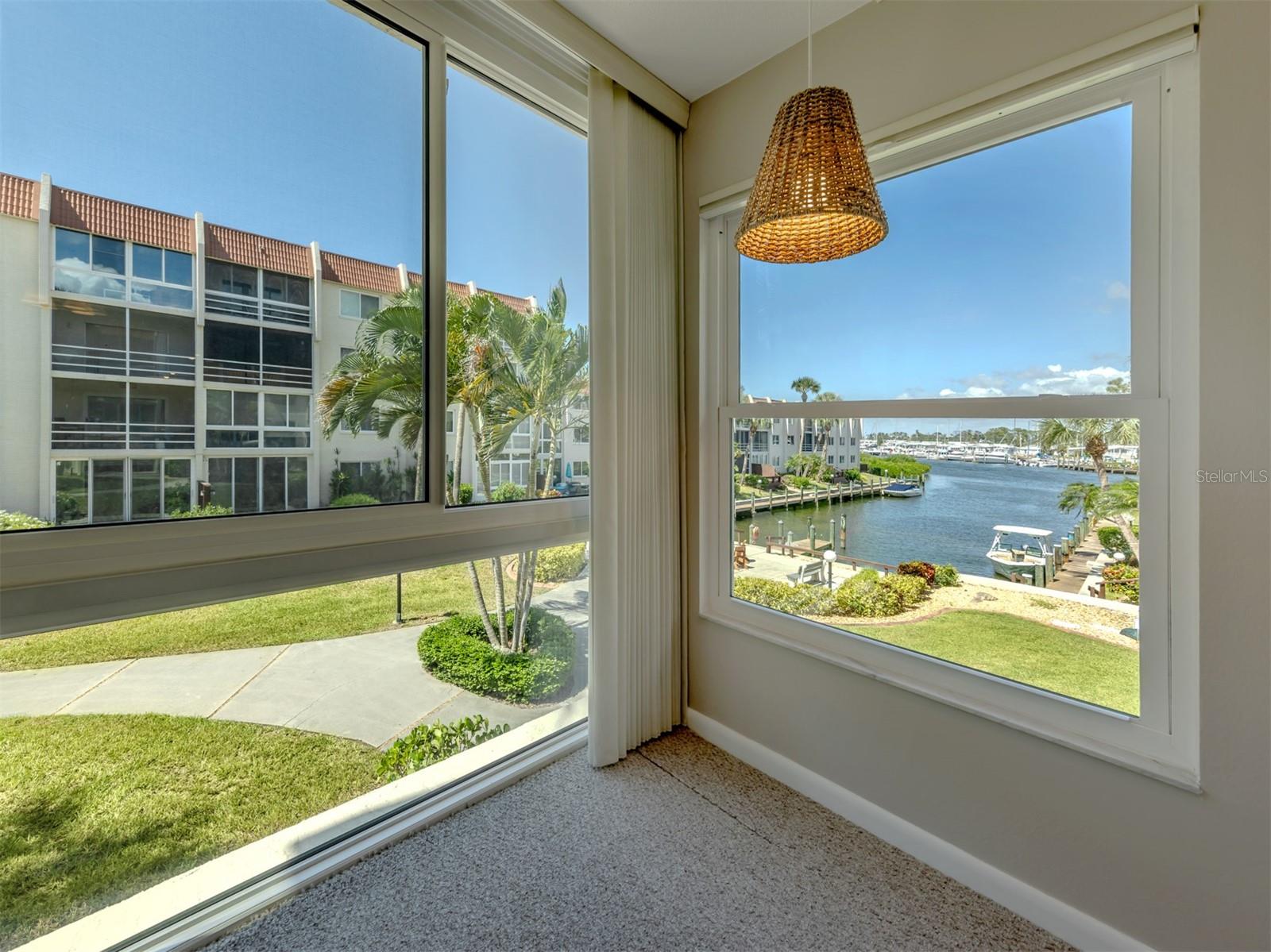 BELLA COSTA II - Residential
