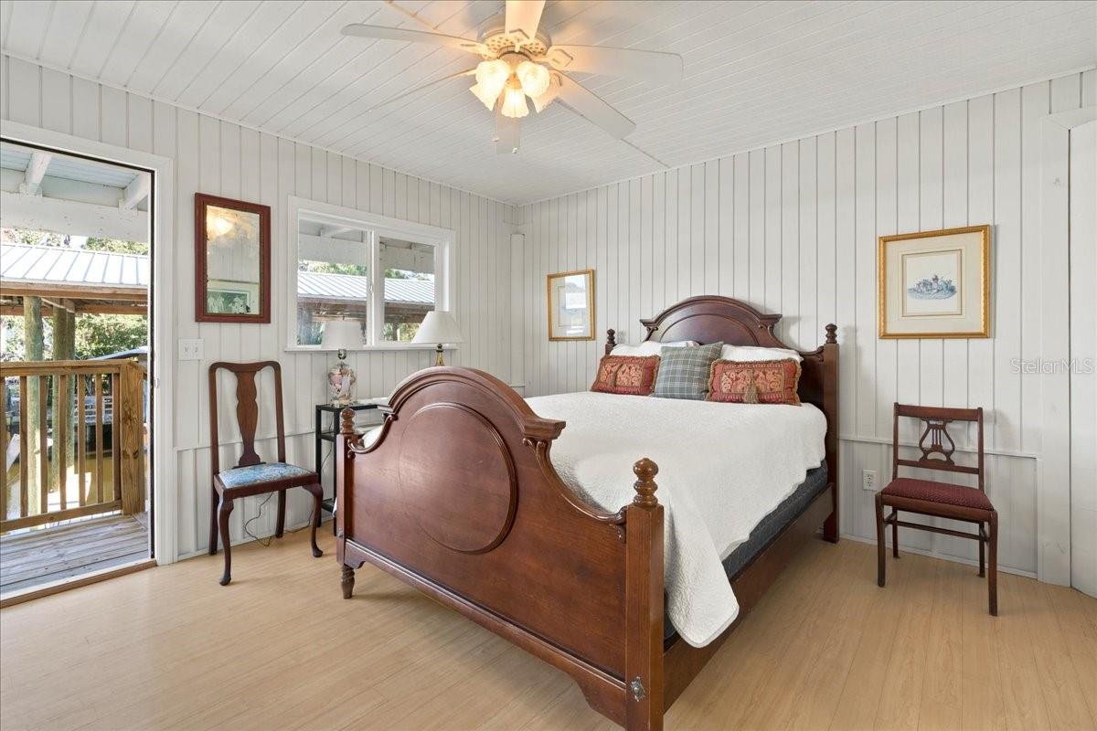 SUWANNEE SHORES - Residential