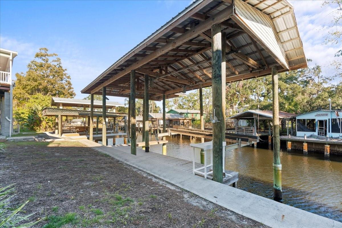 SUWANNEE SHORES - Residential