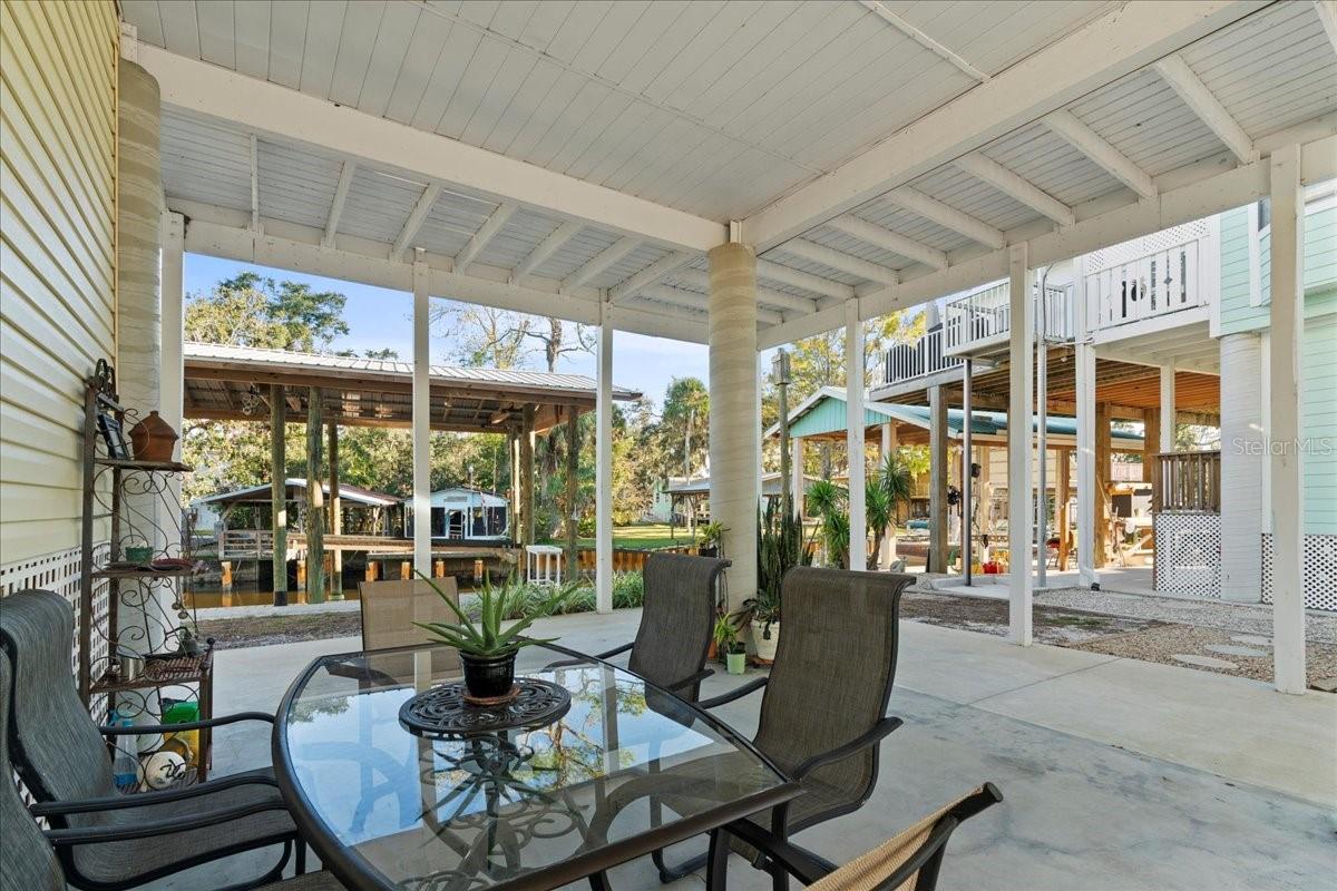 SUWANNEE SHORES - Residential