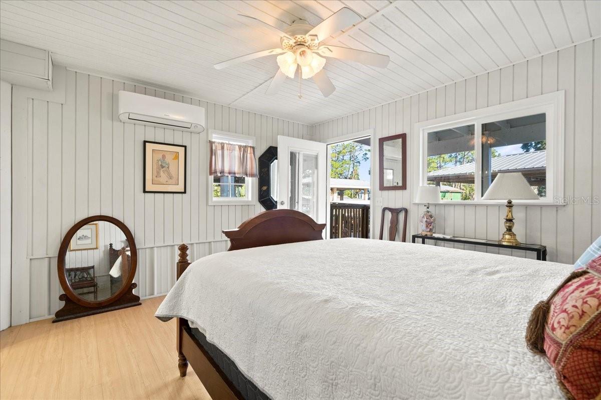 SUWANNEE SHORES - Residential