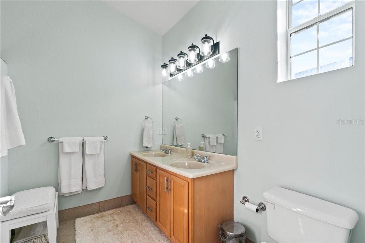 SUWANNEE SHORES - Residential