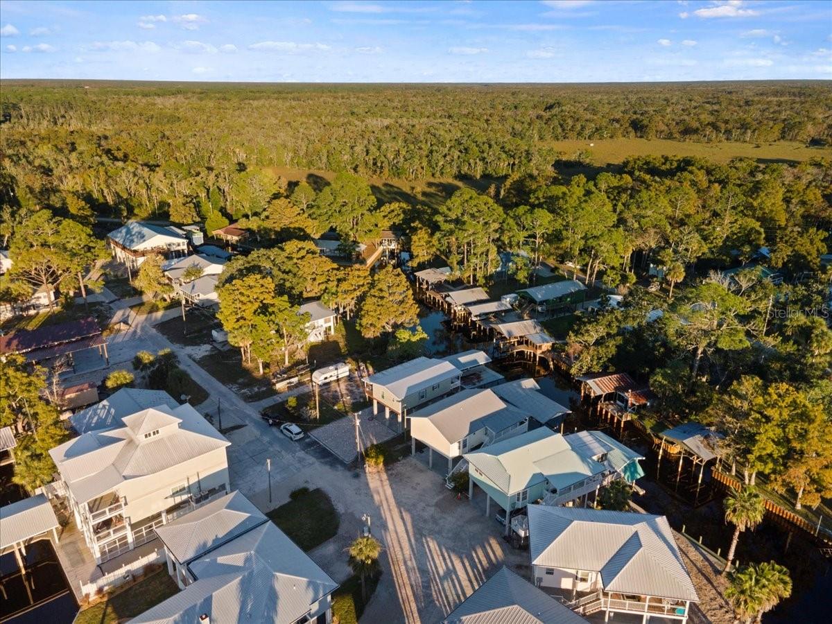 SUWANNEE SHORES - Residential