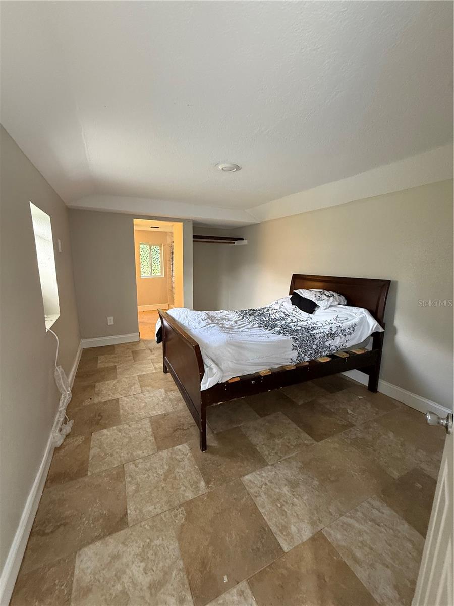 COUNTRY CLUB ESTATES SUB - Residential