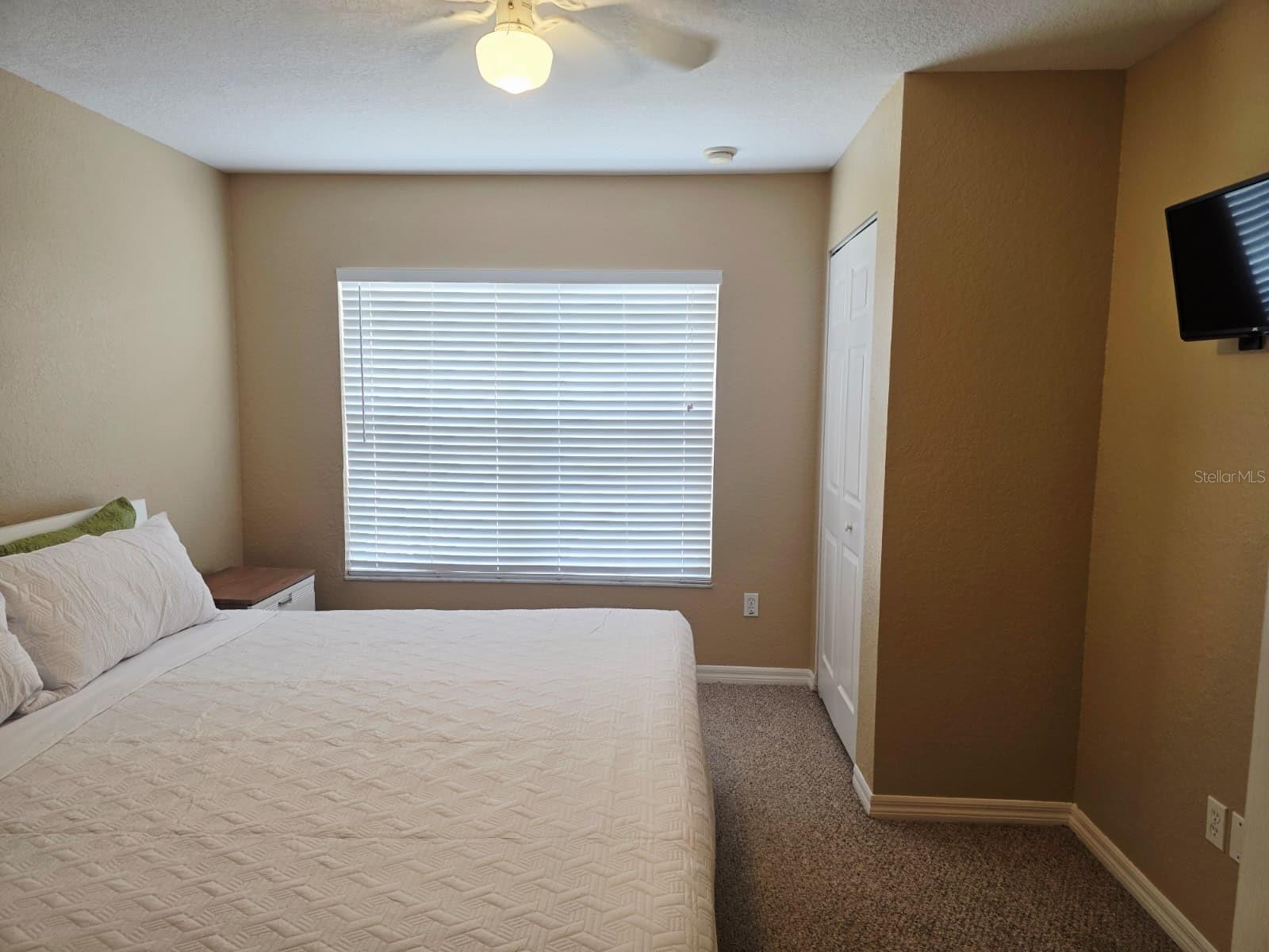 VILLAS AT SEVEN DWARFS LANE CONDO - Residential