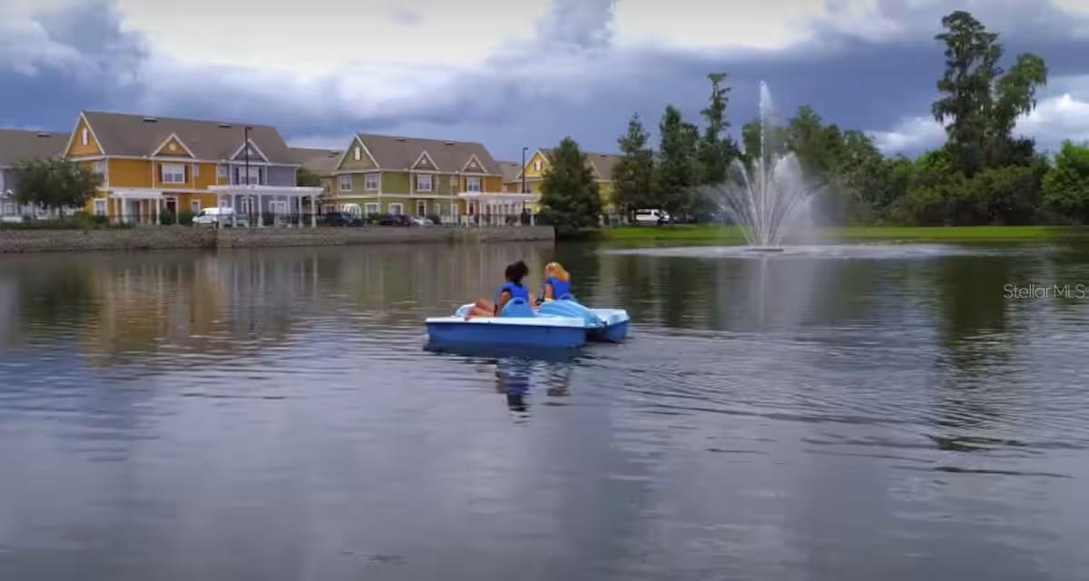 VILLAS AT SEVEN DWARFS LANE CONDO - Residential