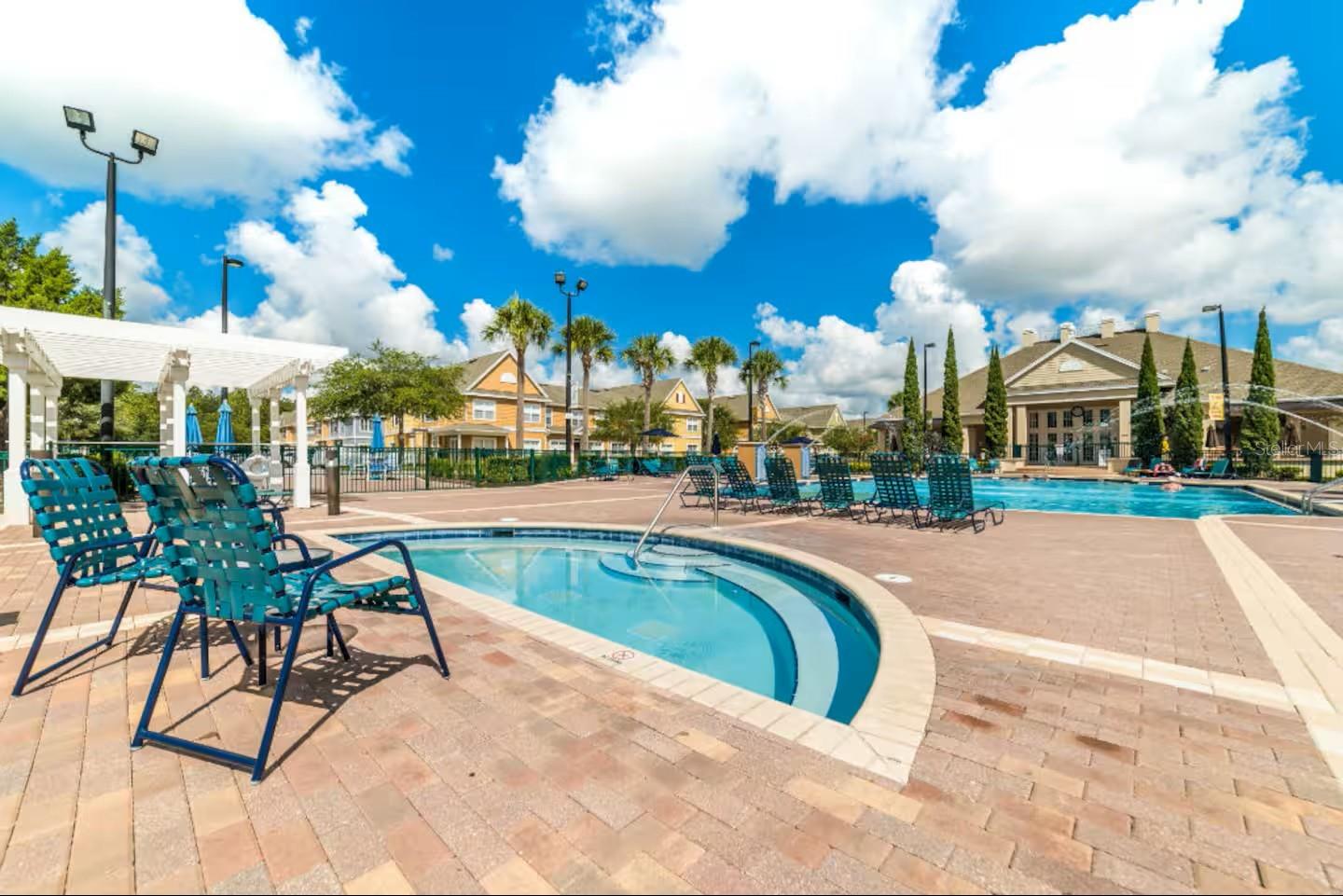 VILLAS AT SEVEN DWARFS LANE CONDO - Residential