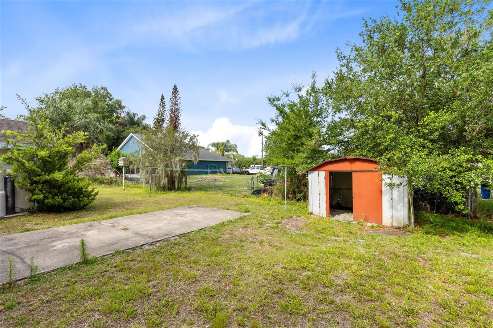EL RANCHO PARK ADD BLK B - Residential