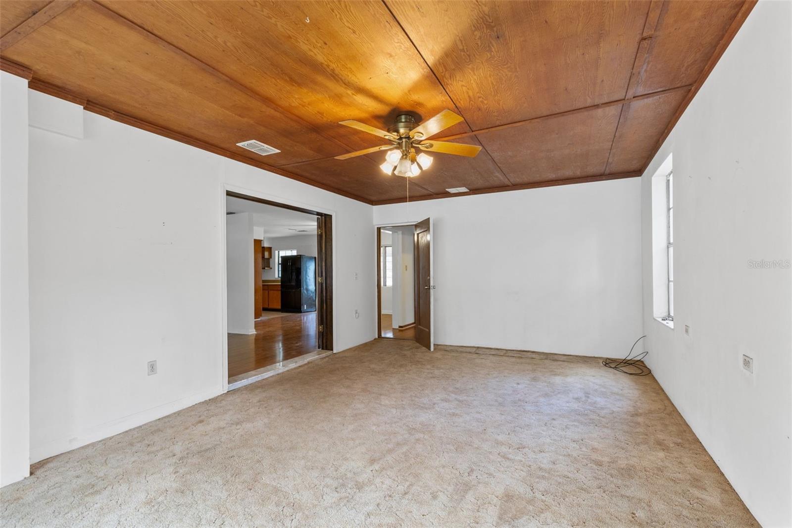 EL RANCHO PARK ADD BLK B - Residential