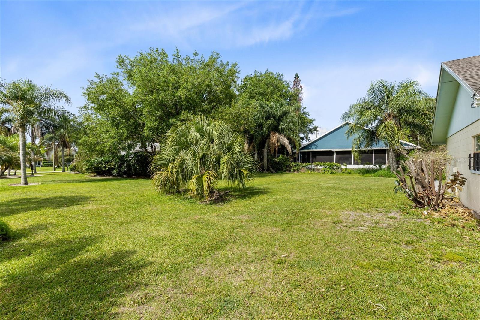 EL RANCHO PARK ADD BLK B - Residential