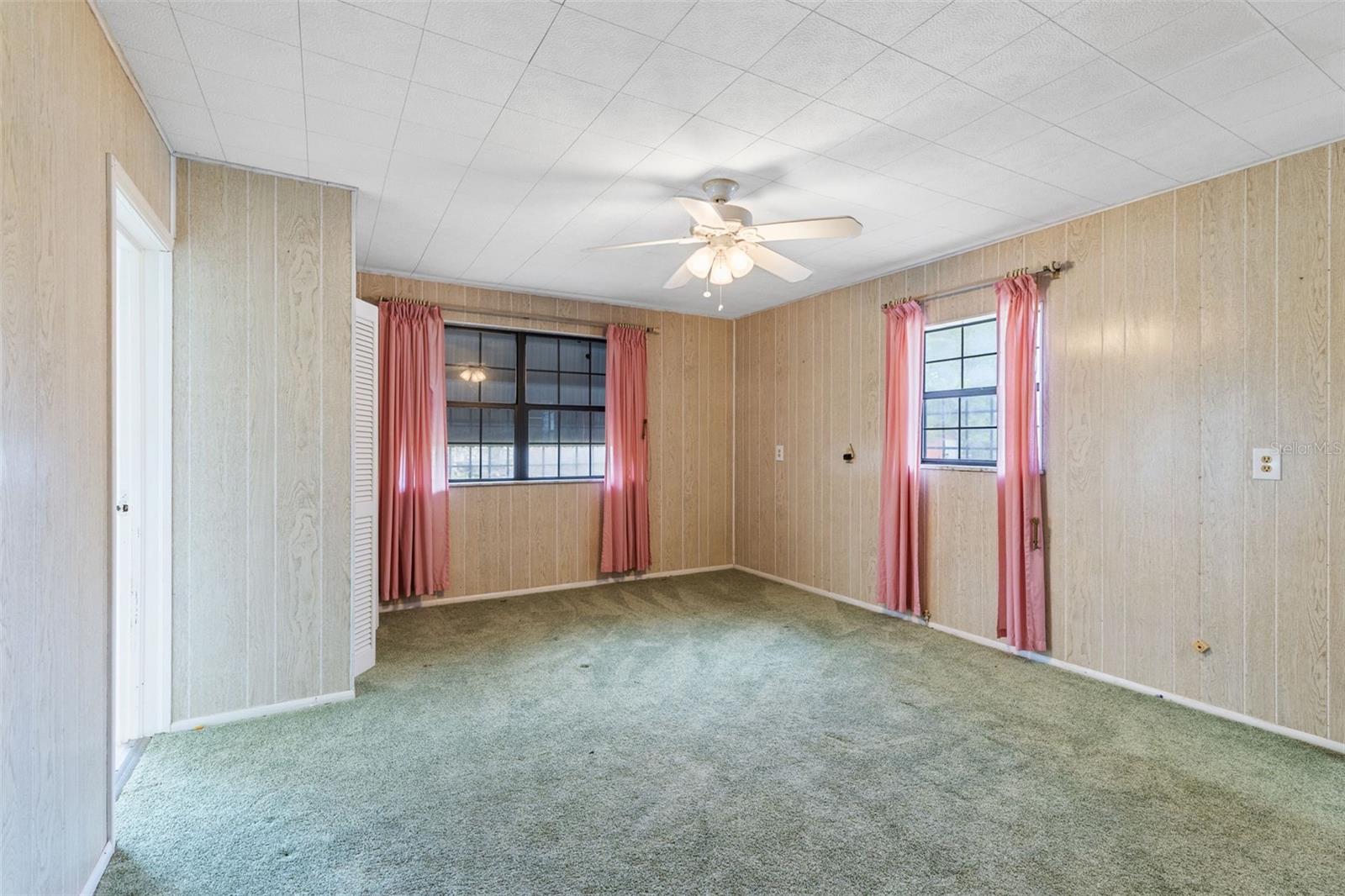 EL RANCHO PARK ADD BLK B - Residential