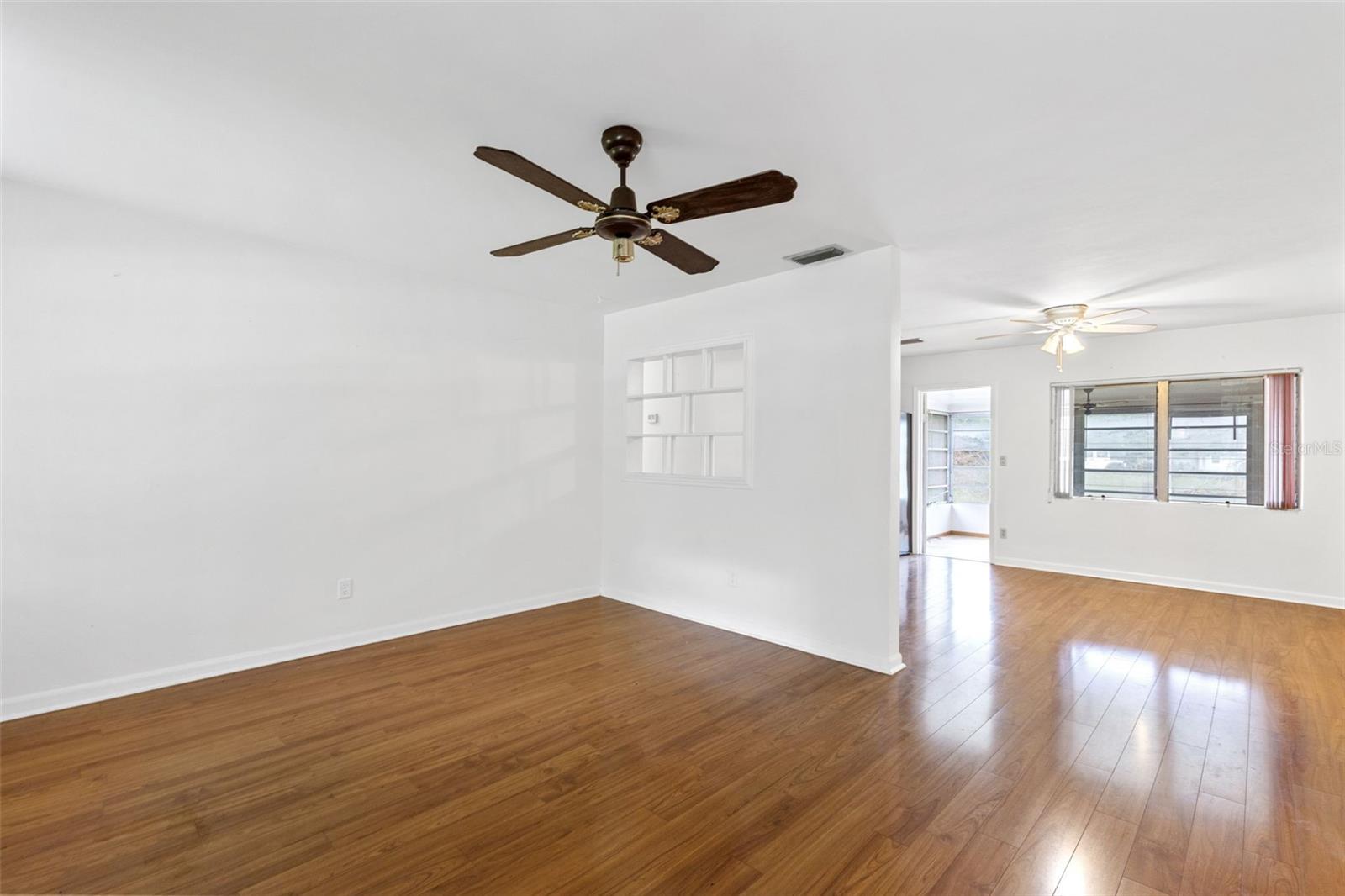 EL RANCHO PARK ADD BLK B - Residential
