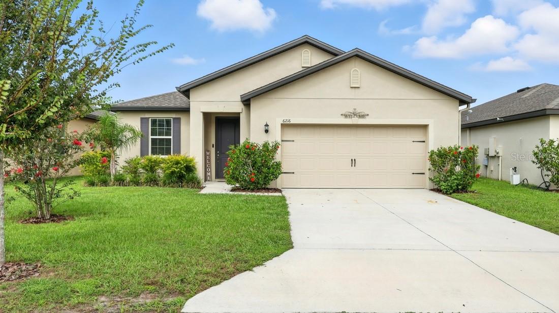 Lakeland 3-Bed 2-Bath Home in Riverstone with Pool & Airport Access. Built in 2021, this home offers modern finishes, an open floor plan, and a comfortable layout perfect for everyday living. Enjoy resort-style amenities including a sparkling pool, playground, and dog park. Ideally located across the street from Lakeland Airport, now offering commercial flights with Avelo Airlines, and just minutes from shopping, dining, and major highways. Don’t miss this opportunity — schedule your showing today!