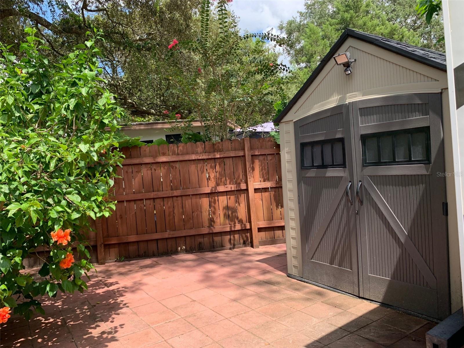 YOGI BEARS JELLYSTONE PARK CONDO - Residential Lease