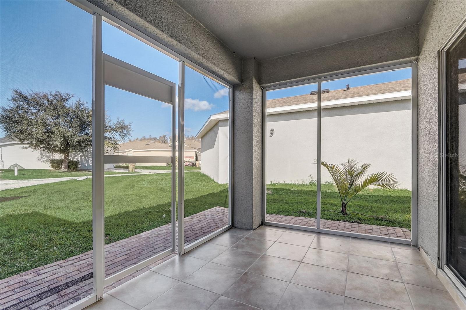 TRAFALGAR VILLAGE PH 03 - Residential