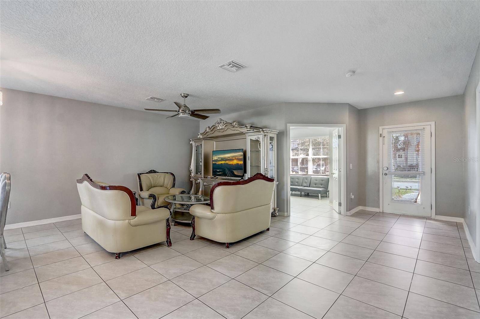 TRAFALGAR VILLAGE PH 03 - Residential