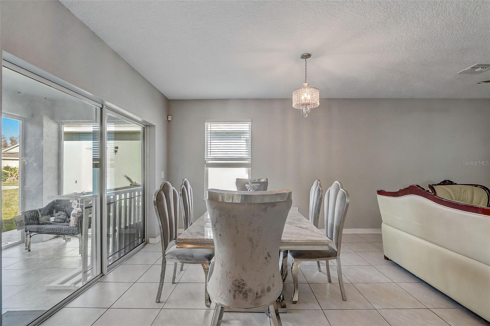 TRAFALGAR VILLAGE PH 03 - Residential