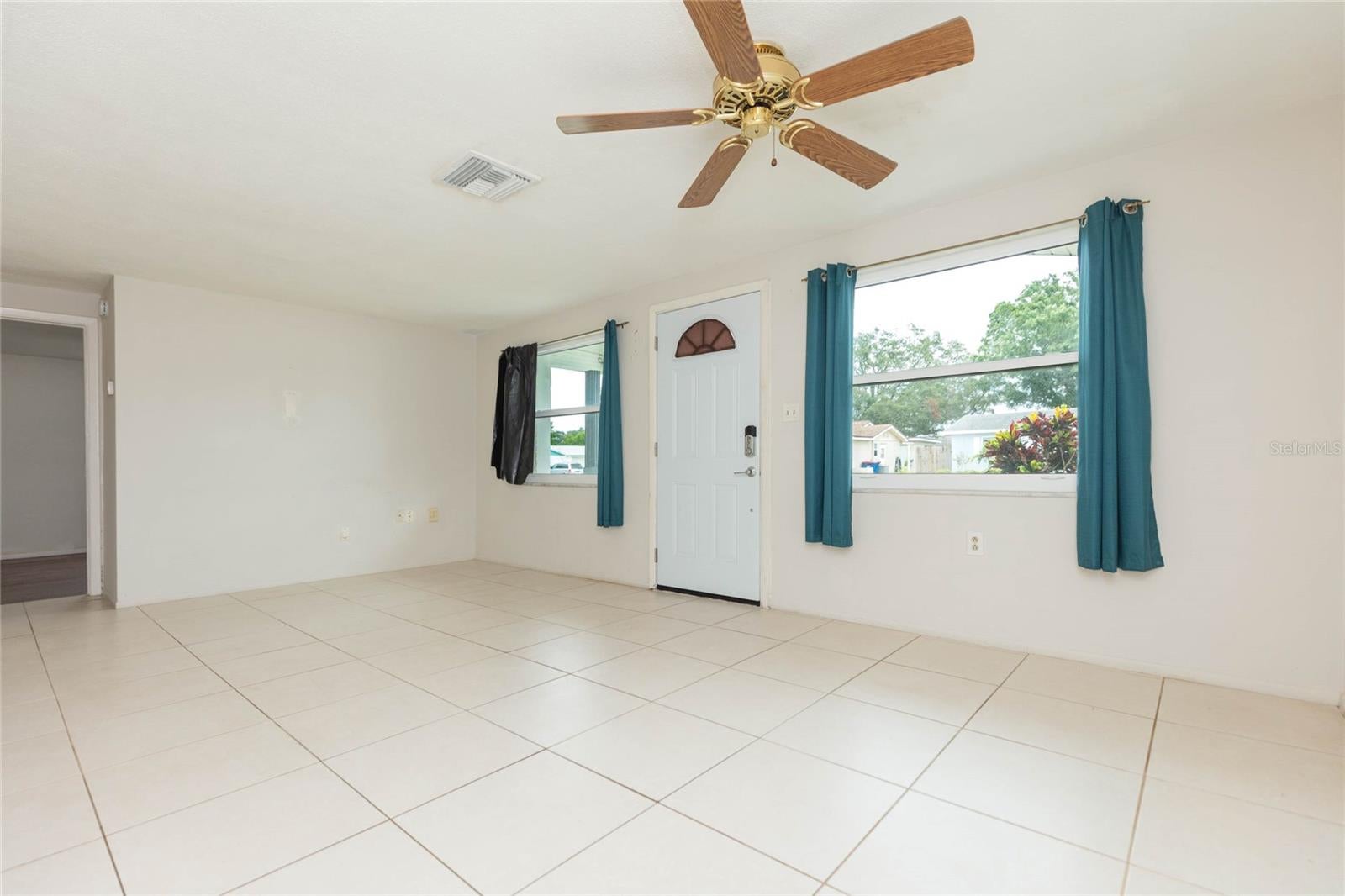 1447 WEYFORD LANE