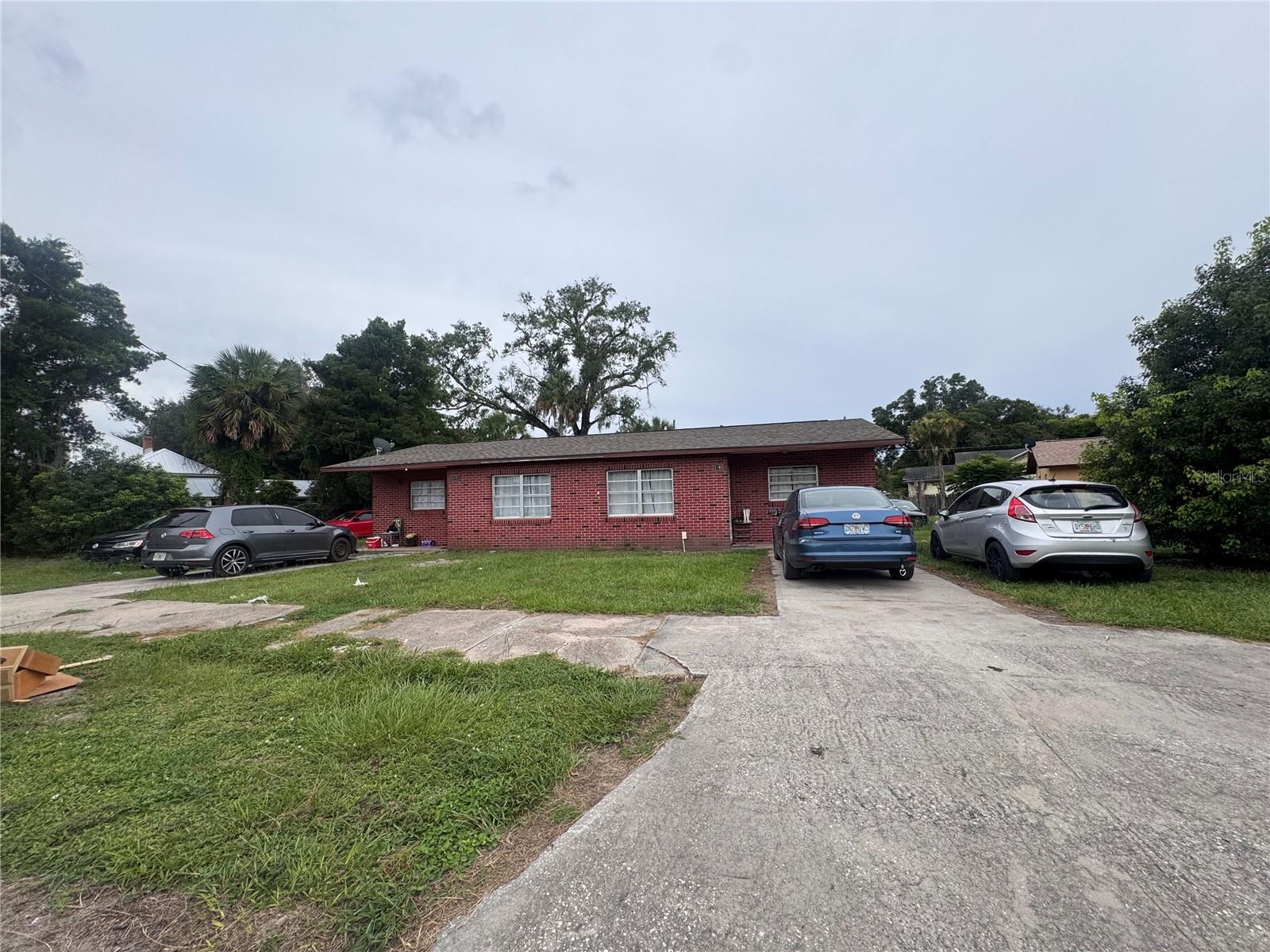 Excellent Investment & Living Opportunity!
This versatile 4-bedroom, 2-bath home is currently set up as a duplex, offering the perfect chance to live in one unit while generating income from the other. Ideal for investors, multi-generational living, or anyone looking to offset their mortgage, this property provides flexibility and financial potential.The home is constructed of durable concrete block and boasts a new roof installed in 2023, ensuring peace of mind for years to come. Conveniently located close to shopping, dining, schools, and other amenities, this property combines practicality with opportunity.
Don’t miss the chance to own a home that works for you—both as a residence