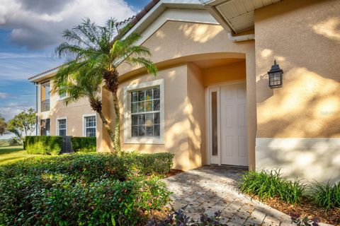 Tiny photo for 33 Camino Real #303, Howey In The Hills, FL 34737 (MLS # G5104869)