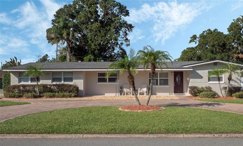 A home in WINTER PARK