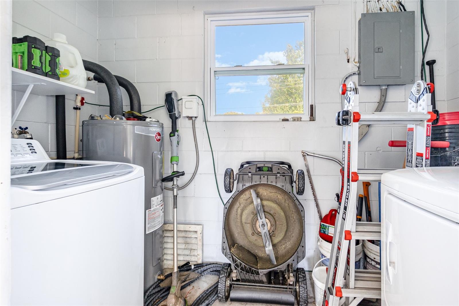 APOPKA TERRACE FIRST ADD - Residential