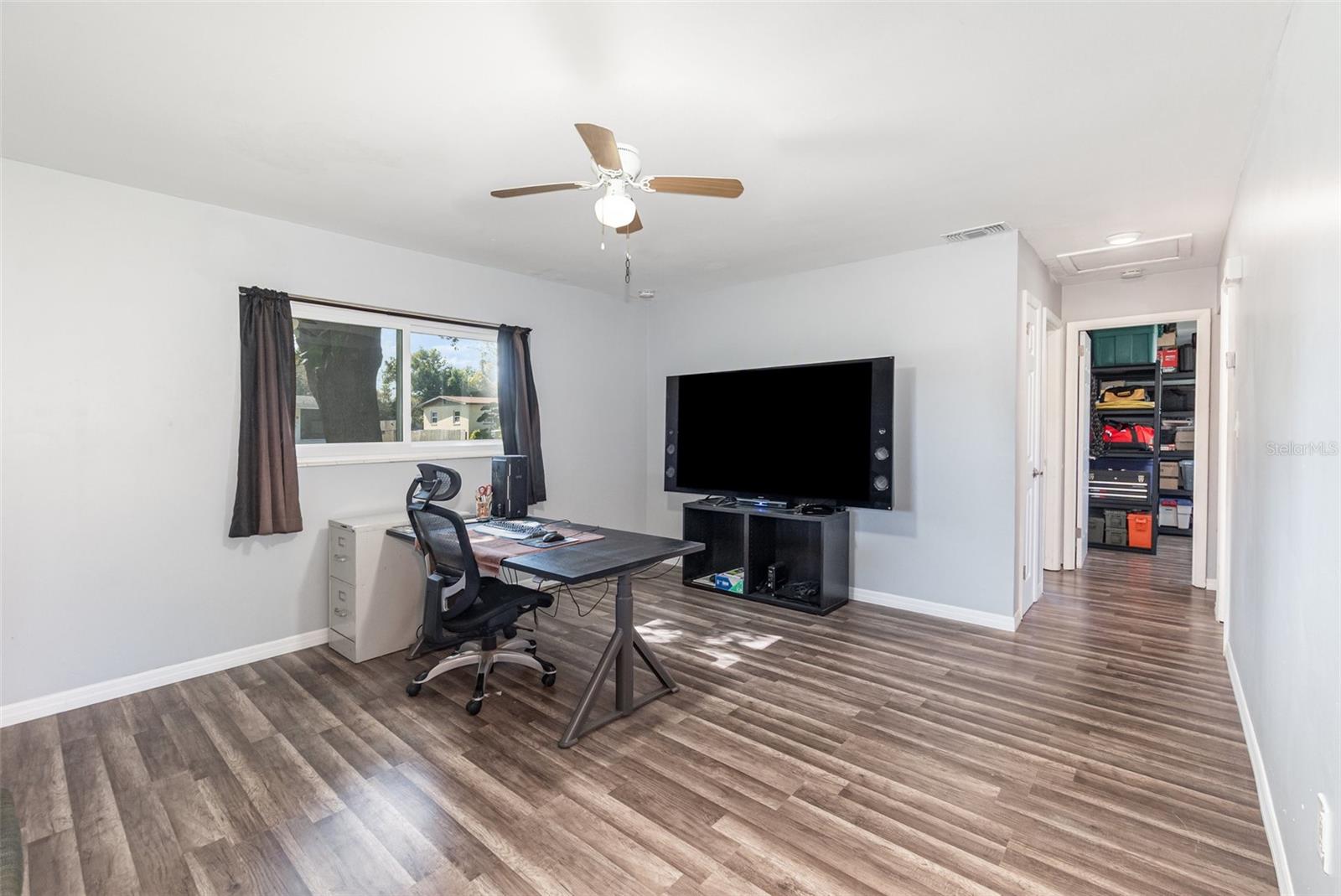 27 E SANDPIPER STREET