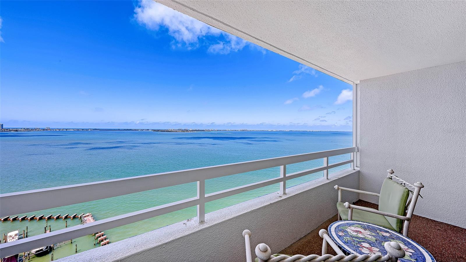 CONDO ON THE BAY TOWER II - Residential