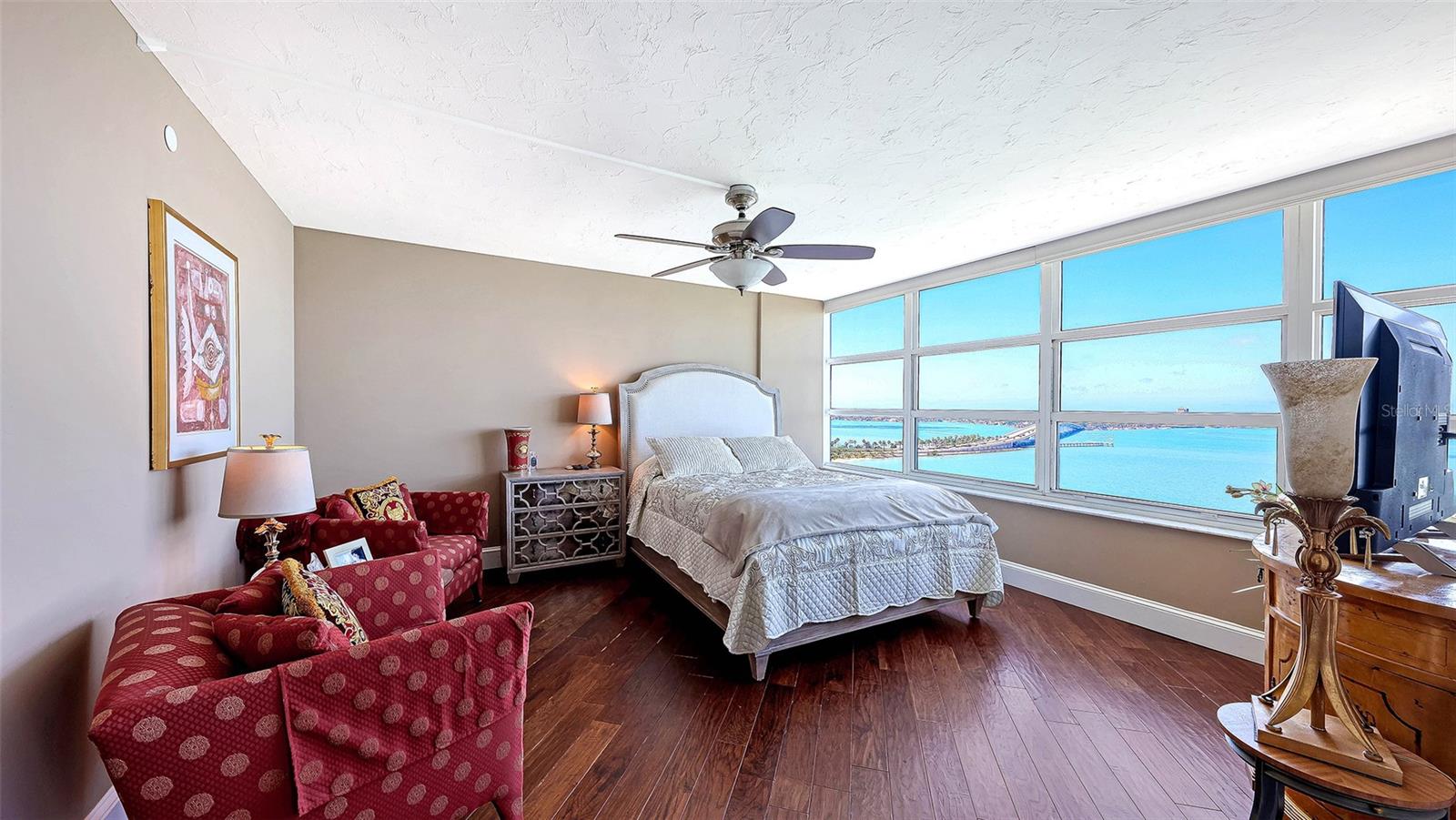 CONDO ON THE BAY TOWER II - Residential