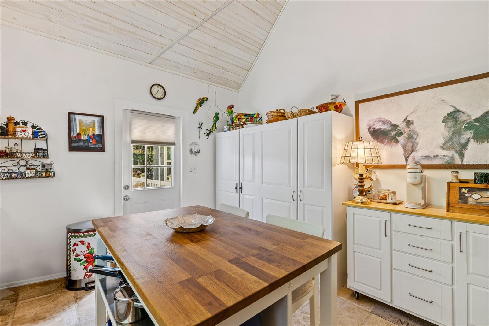 UNIVERSITY TERRACE DELAND - Residential