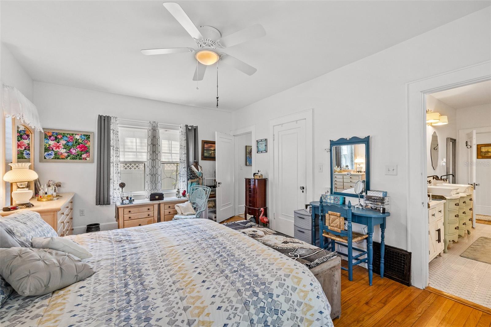 UNIVERSITY TERRACE DELAND - Residential