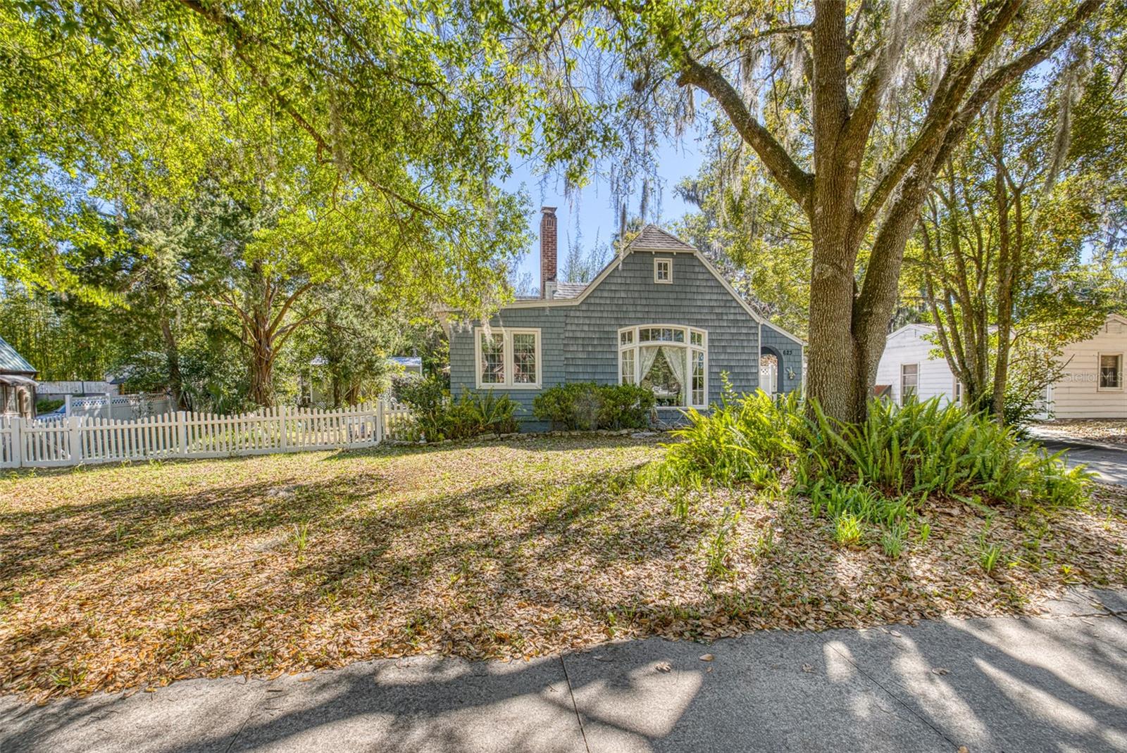 UNIVERSITY TERRACE DELAND - Residential