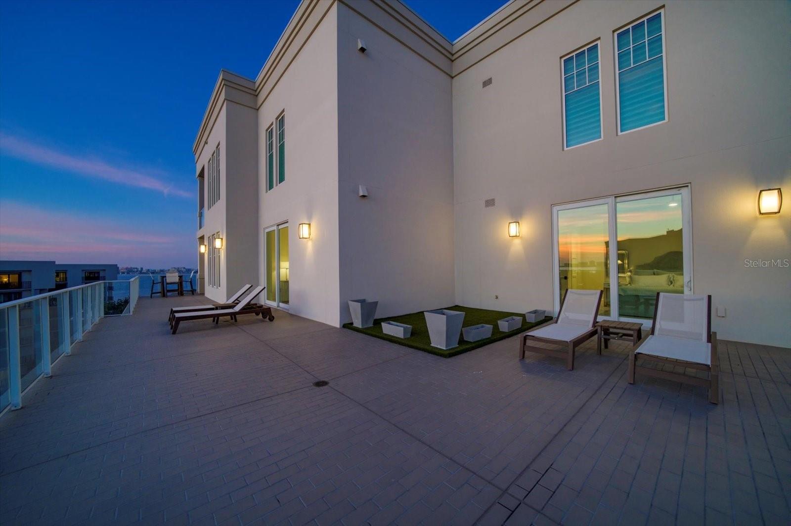 RESIDENCES AT BELLEVIEW PLACE CONDO - Residential