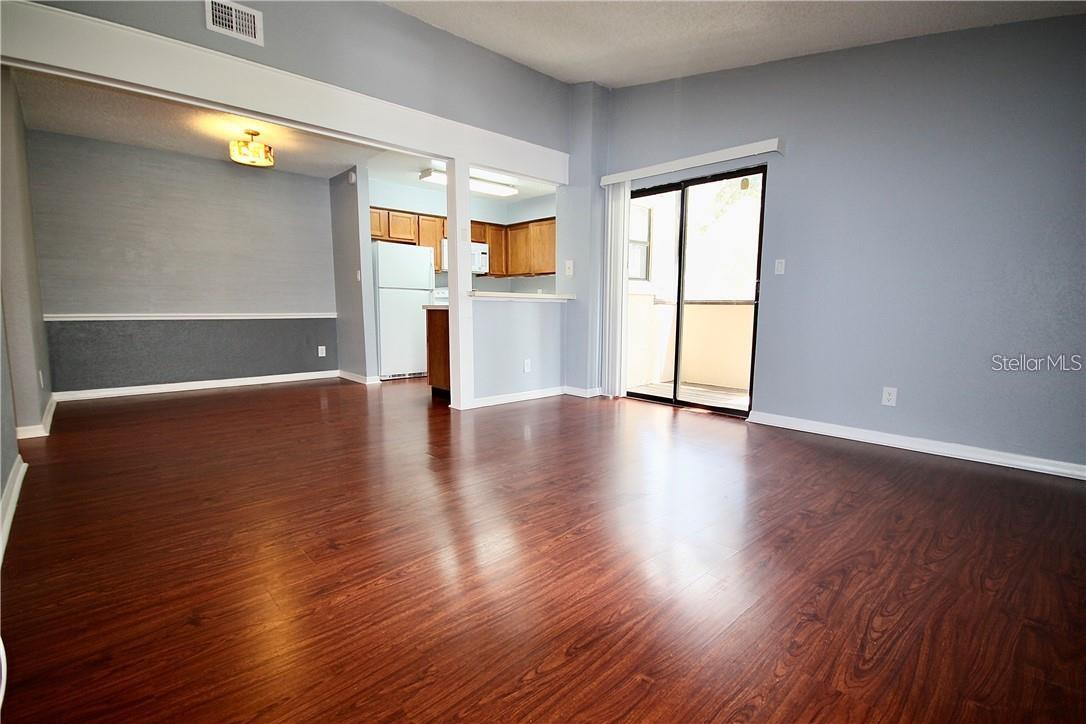 2918 ANTIQUE OAKS CIRCLE 30 - Photo 3