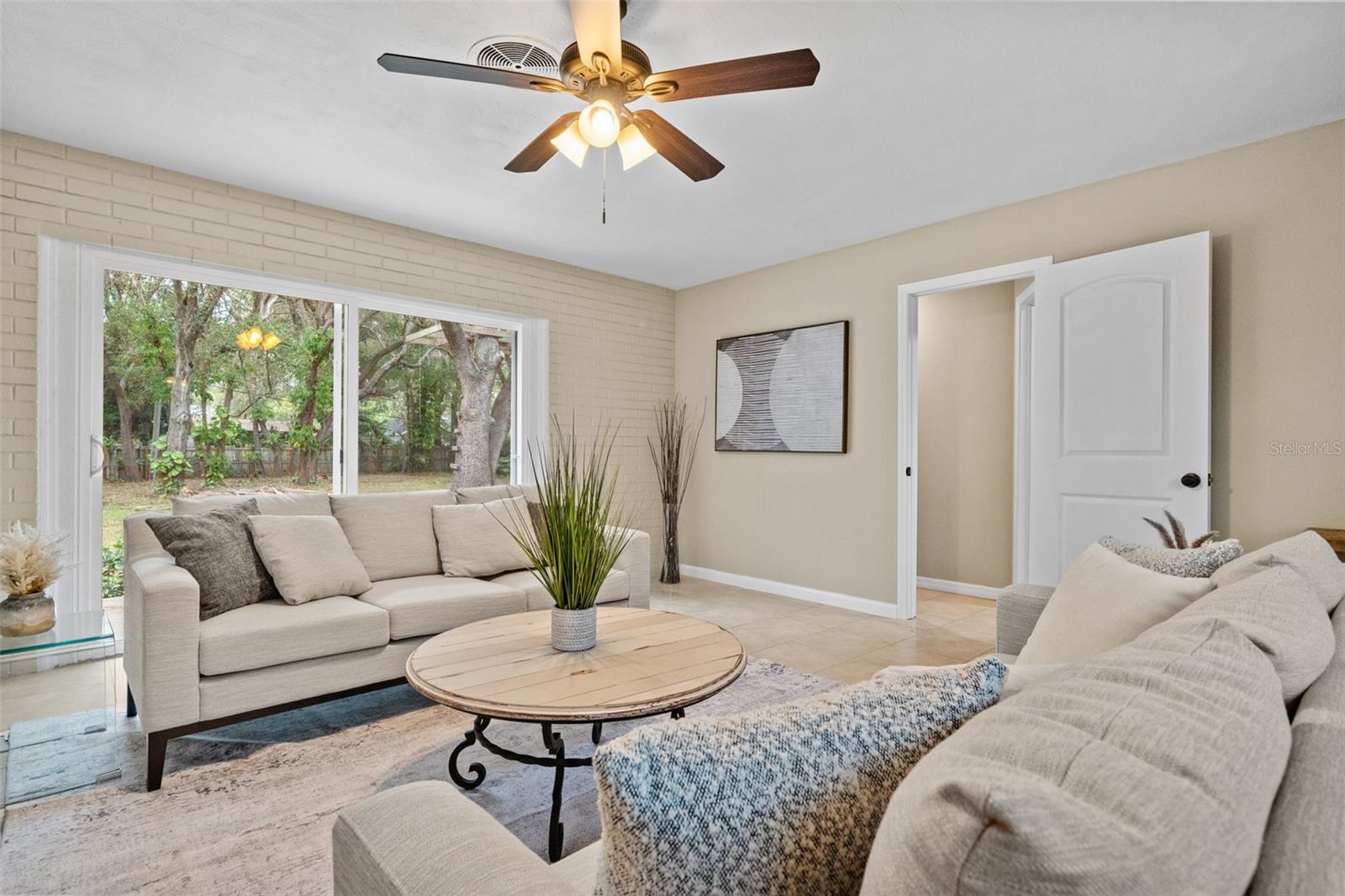 COUNTRY CLUB ADD - Residential