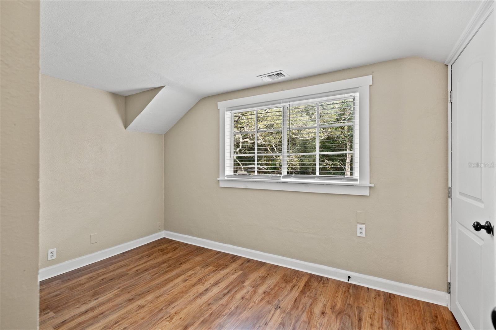 COUNTRY CLUB ADD - Residential