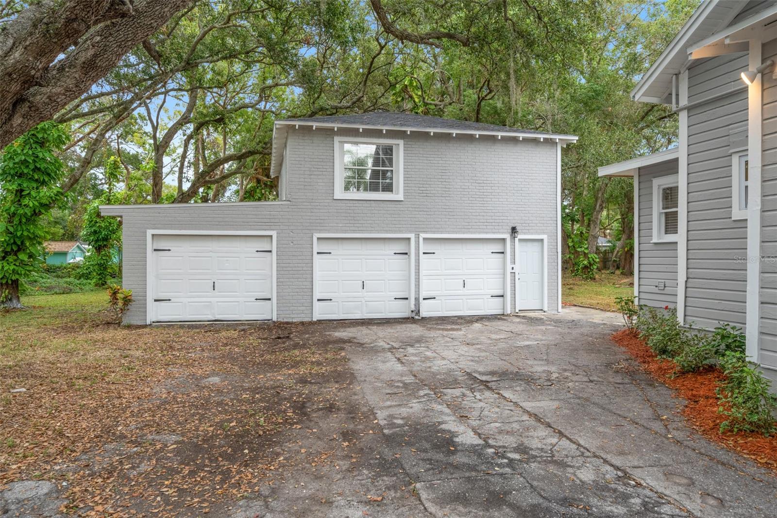 COUNTRY CLUB ADD - Residential