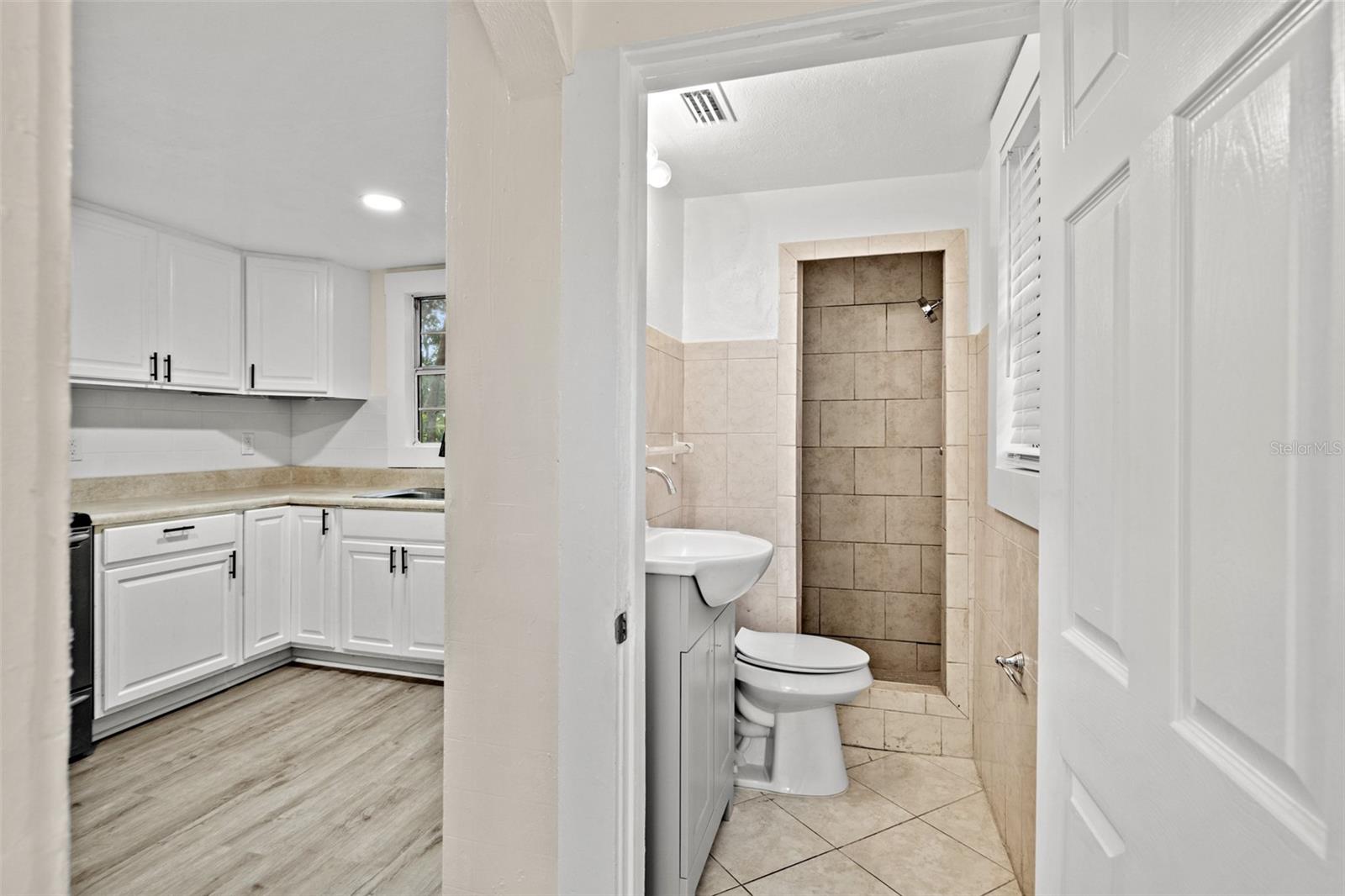 COUNTRY CLUB ADD - Residential