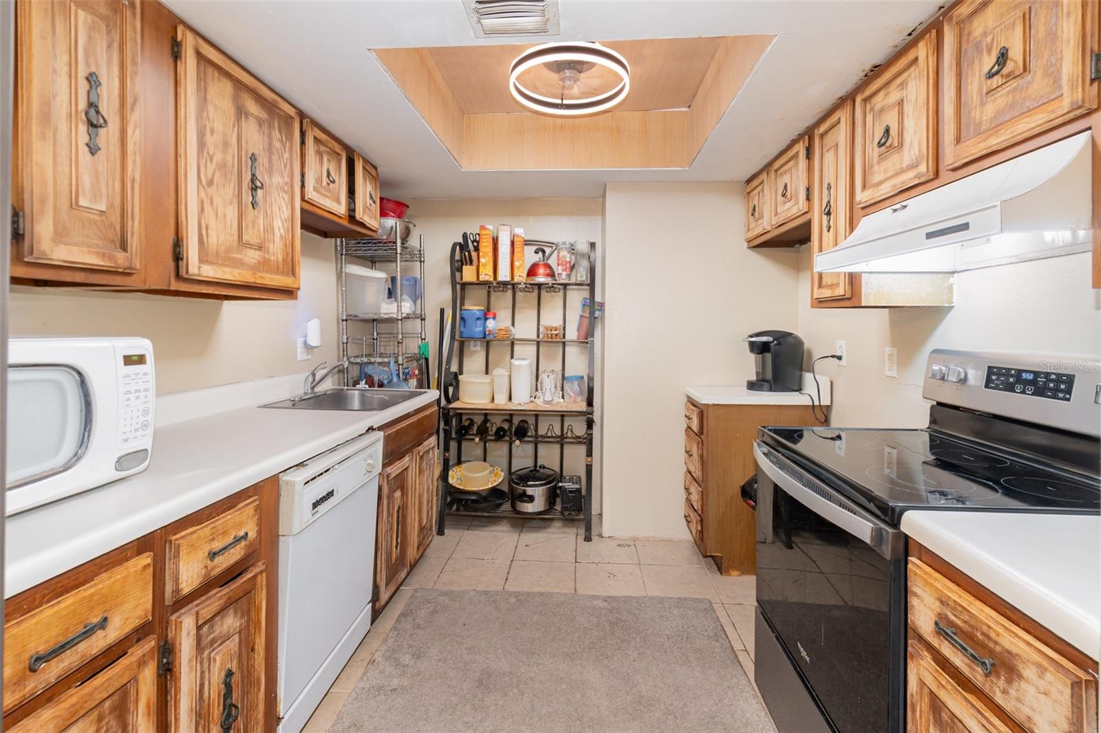 VILLAGE SQUARE CONDO - Residential