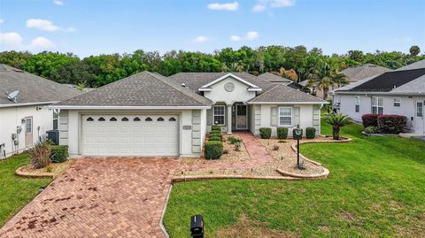 Photo of 11217 SE 170th Lane, Summerfield, FL 34491 (MLS # G5110020)