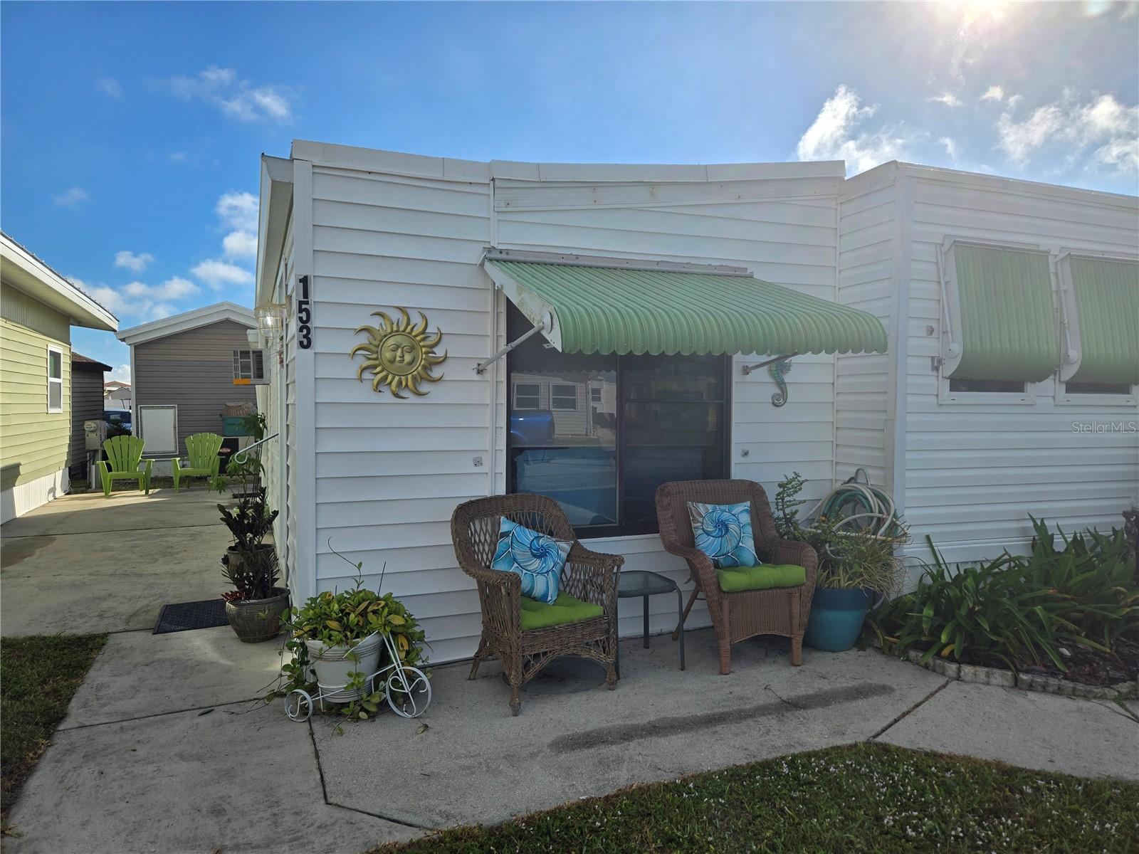 HOLIDAY TRAVEL PARK - Residential