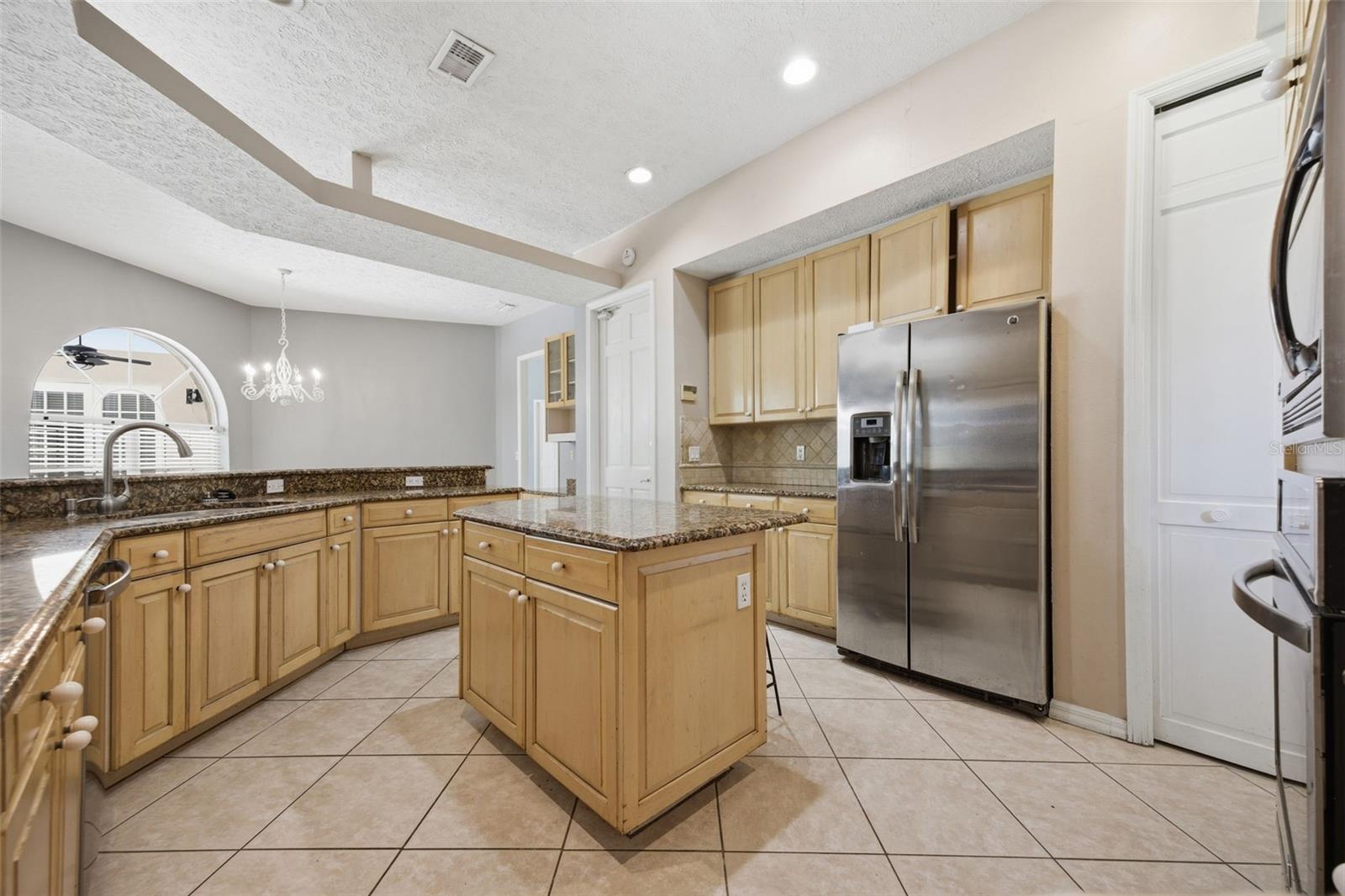 CHEVAL POLO & GOLF CL PHAS - Residential